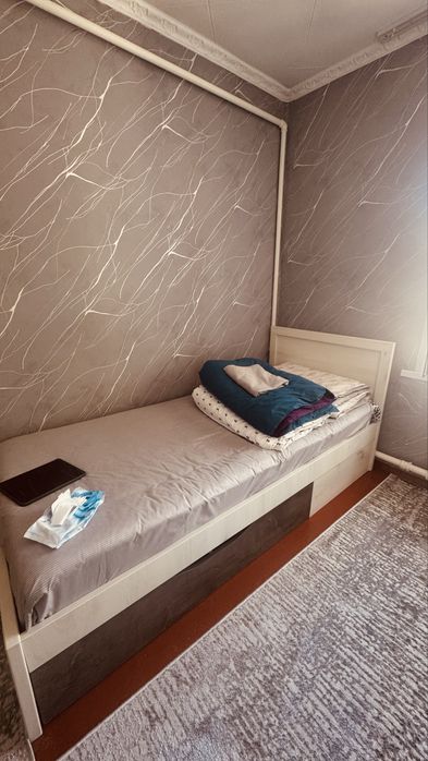 Срочно продам спальный гарнитур
