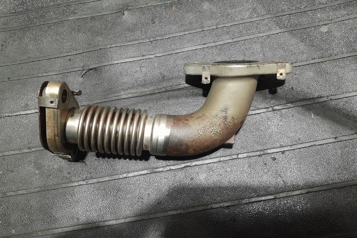 Conducta egr 04L131521BB 04L131521BB Volkswagen VW Transporter T6