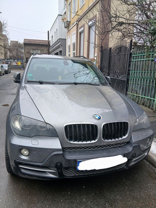 Vând BMW x5 urgent