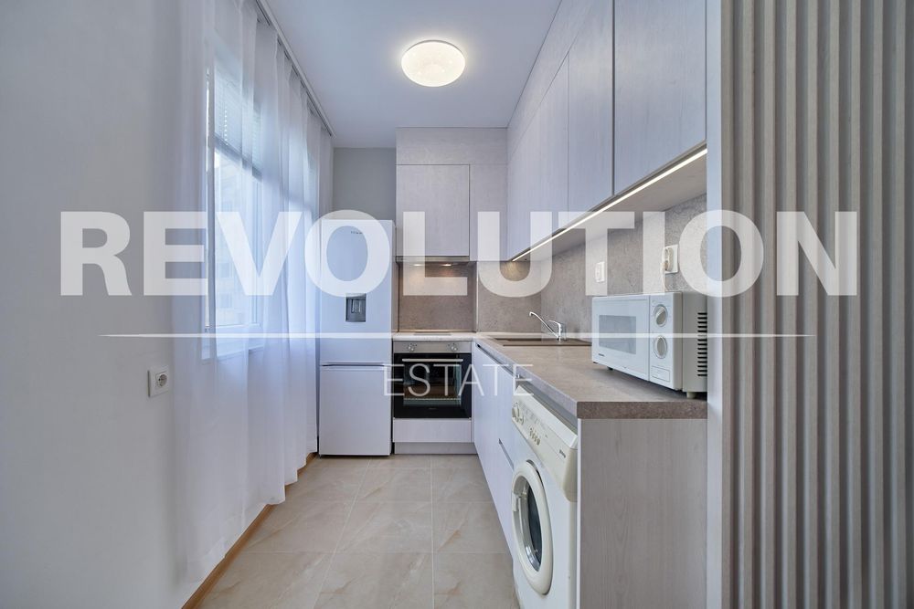 Дава се под наем Двустаен апартамент в Варна, Владислав Варненчик - 65 кв.м за 450 € - Снимка #1