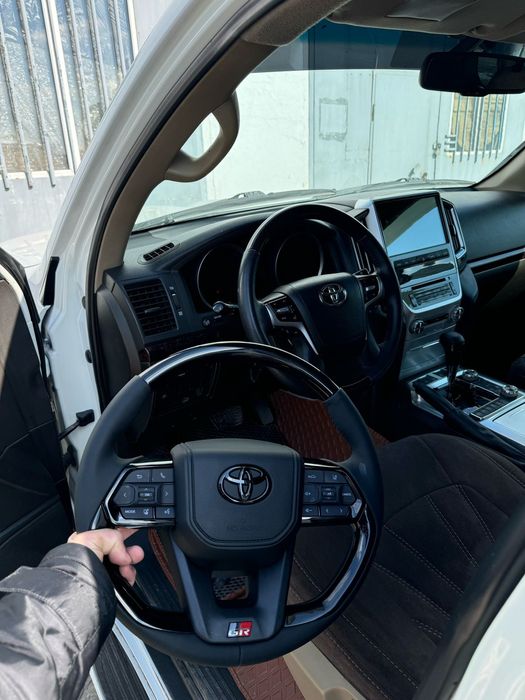 Уплотнитель двери Toyota Prado 120 gx470