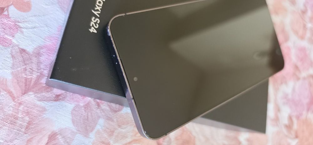 Продавам Samsung S24 256GB