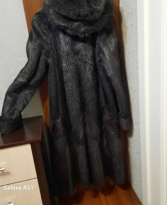 Продаю шубка нутриевая 40 000тг