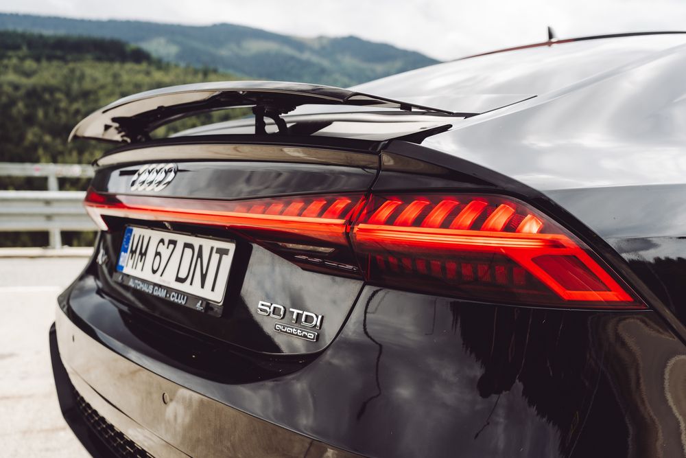 Audi A7 Sportback 3.0 TDI 286CP Quattro 2019 - Kit Maxton, Evacuare RS7, Jante R20, Posibilitate Rate