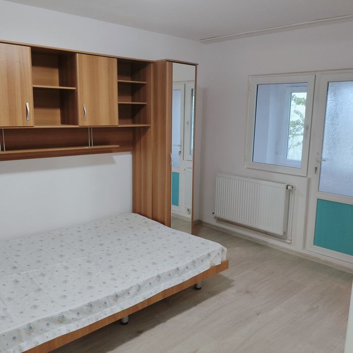 Închiriez apartament cu 1 cameră zona Gării complet mobilat și utilat