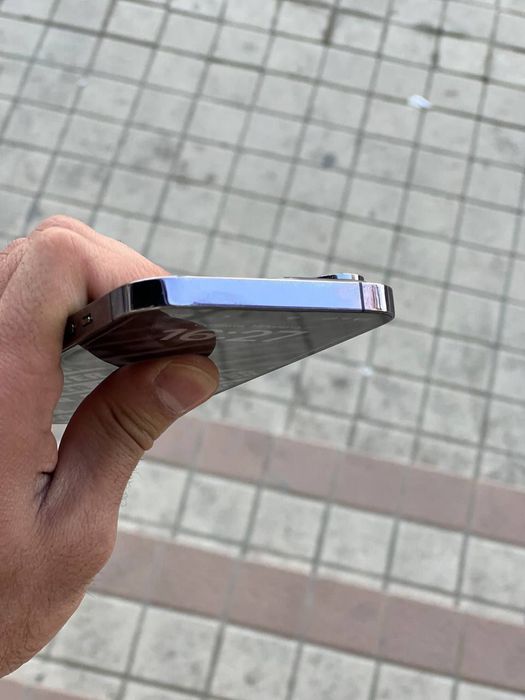 Iphone 14 pro max Dogʻ