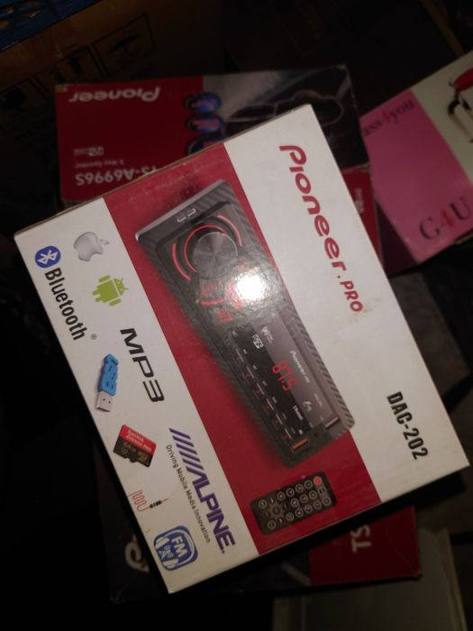 Межикар пулт янги. Калонка ва магнитафон