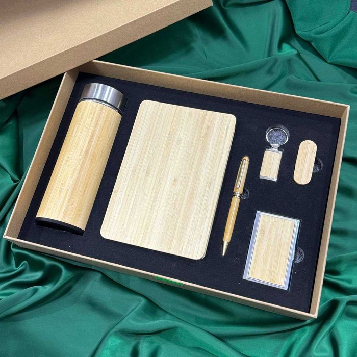 Brandingiz tushurilgan sovg'a to'plami! Kompanyangiz uchun sovg'alar!