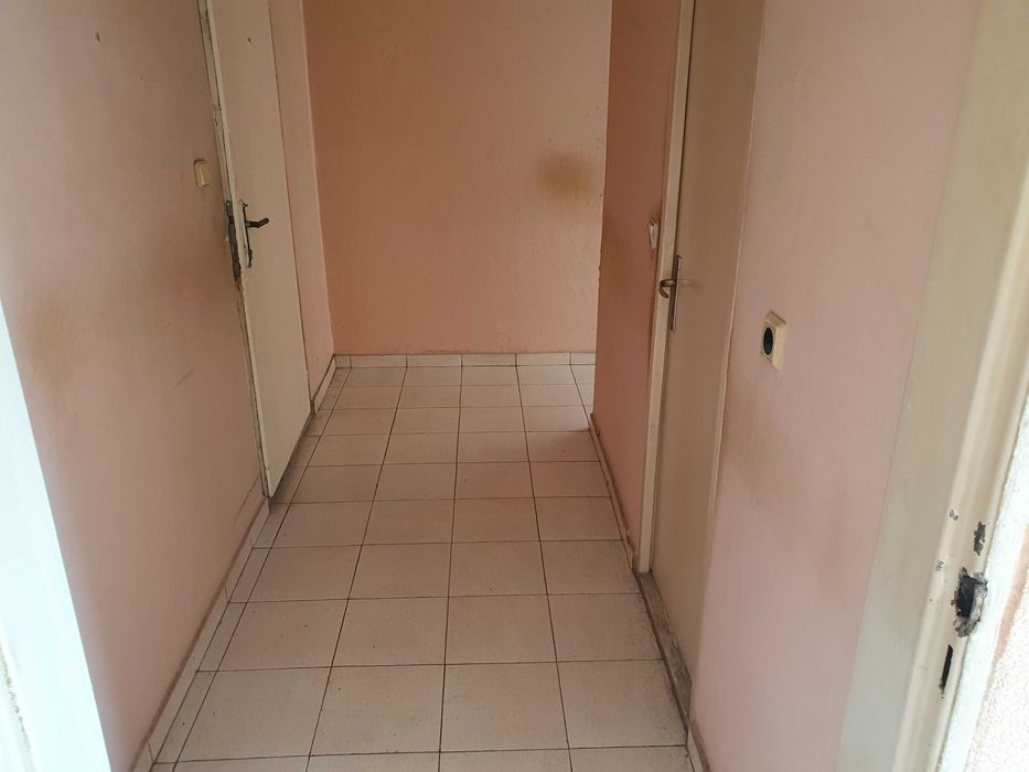 Продава се Едностаен апартамент в Казанлък - 45 кв.м за 679 €/кв.м - Снимка #1