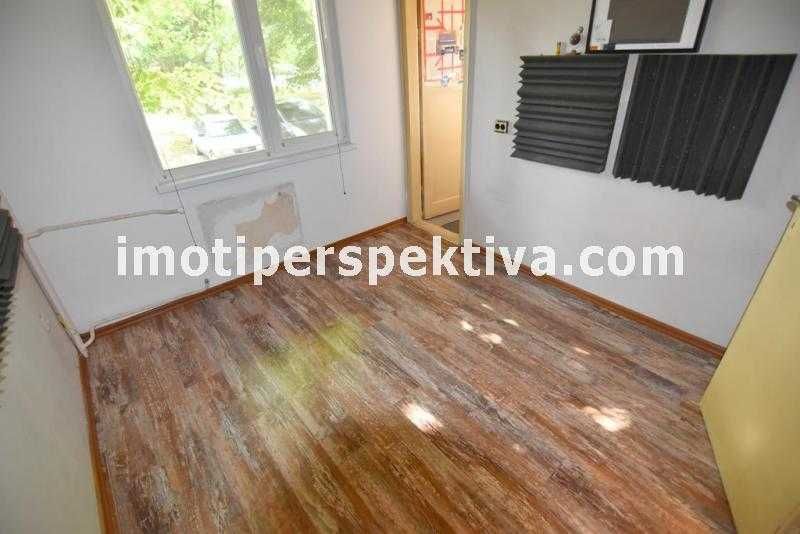 Продава се Тристаен апартамент в Пловдив, Кършияка - 63 кв.м за 899 €/кв.м - Снимка #4