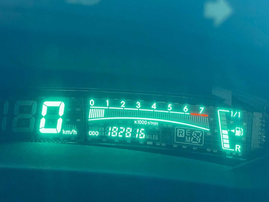 TOYOTA YARIS 2005 in perfecta stare estetica si functionare