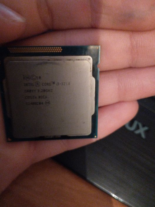 Продам процессор Intel core i3