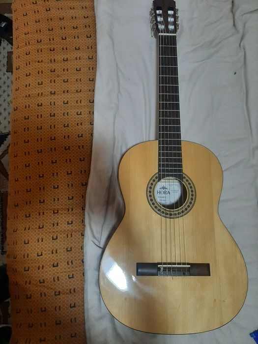 Chitara/Hora student N.