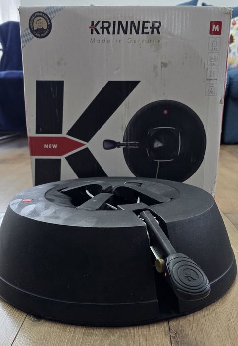 Vând Suport de brad Krinner cu rezervor de apa 3L