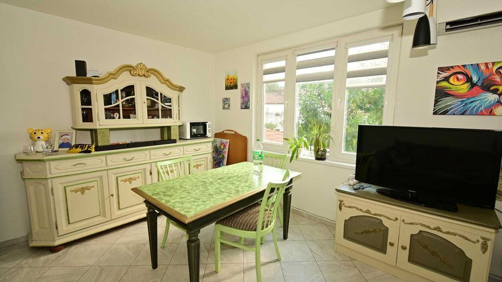 Дава се под наем Едностаен апартамент в Перник, Пригаров район - 45 кв.м за 55500 € - Снимка #1