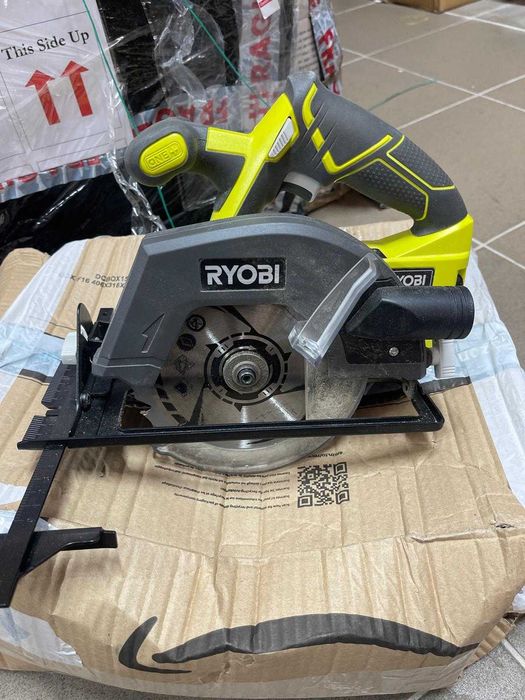 Fierăstrău circular fără fir RYOBI R18CSP-0 18V ONE+ – lamă de 150 mm, reglare adâncime și unghi de tăiere înclinat 0-50°, ergonomic