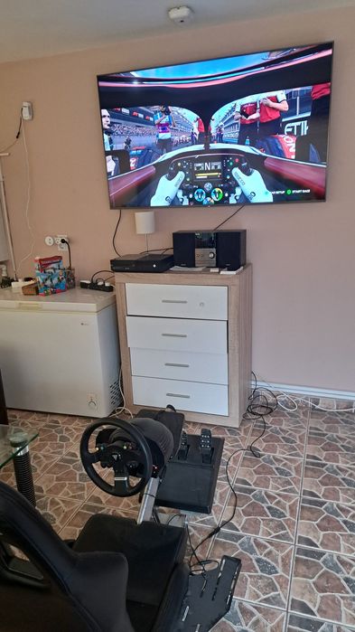 Simulator  Logitech cu  consola x-box one