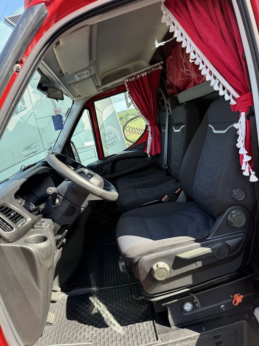 Iveco daily autoplatfoma