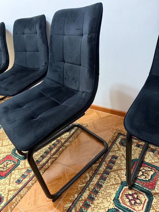 Scaune de bucătărie !