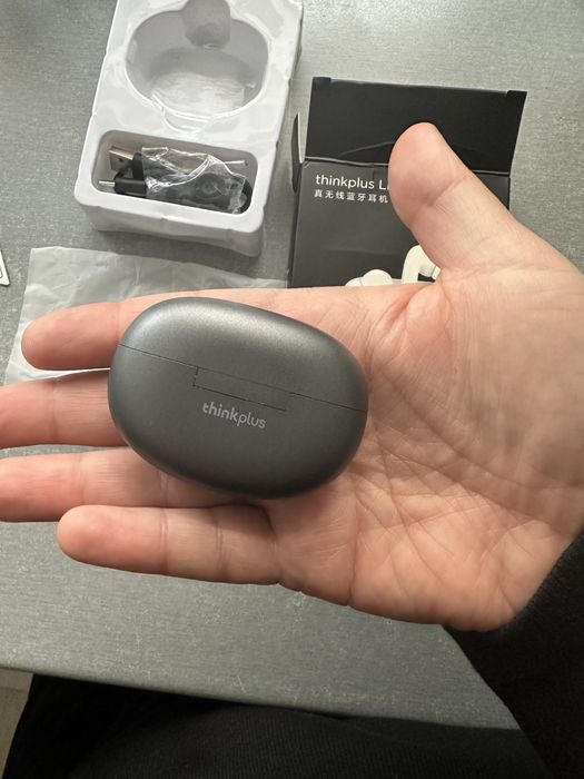 Casti bluetooth Lenovo Noi Negolosite