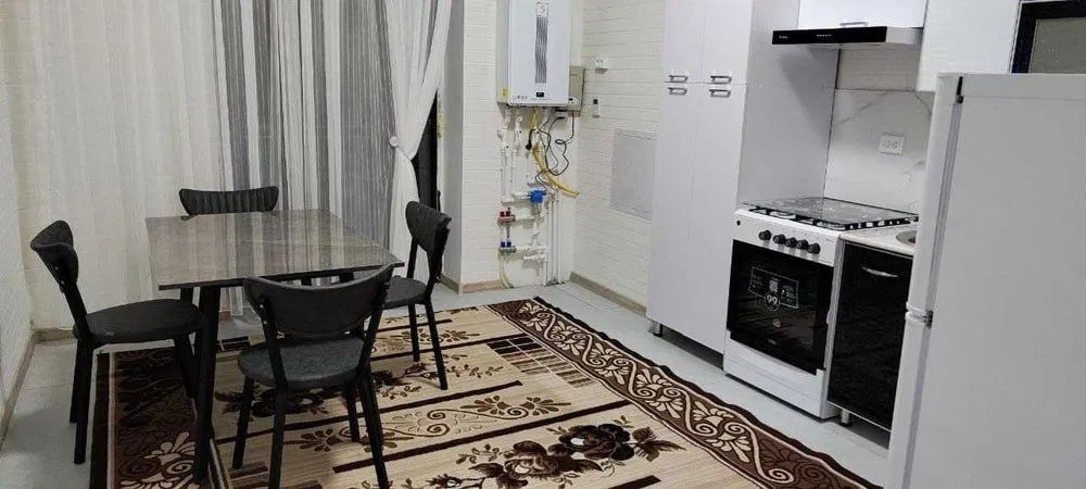 Сдаётся квартира на Юнусабадский СРОЧНО!