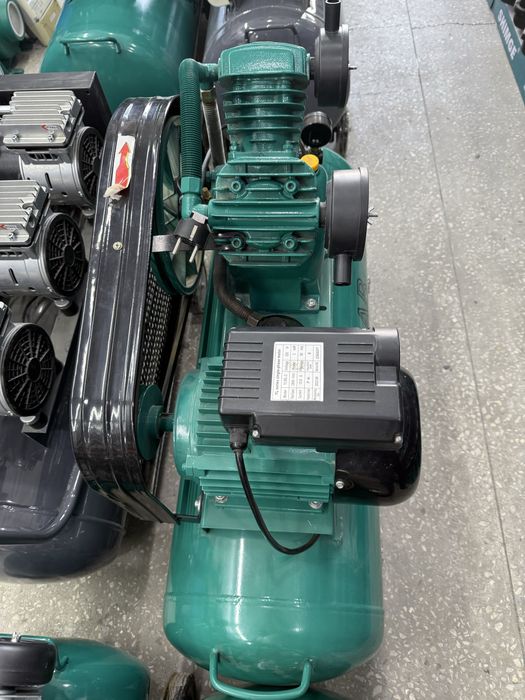 Компрессор воздушный SAAB 100 литр