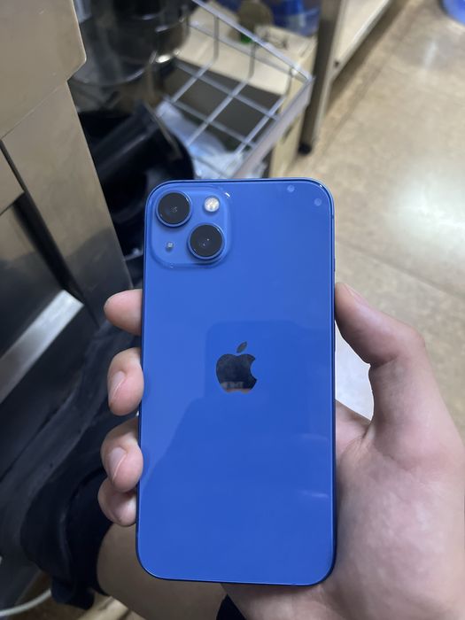 Айфон 13 с гарантией