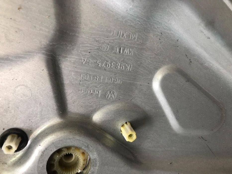 macara cu motoras stanga spate vw golf 5 combi