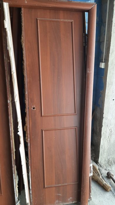 Продам двери межкомнатные