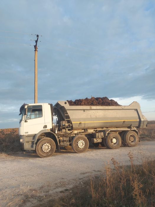 Închiriez buldoexcavator și autobasculanta