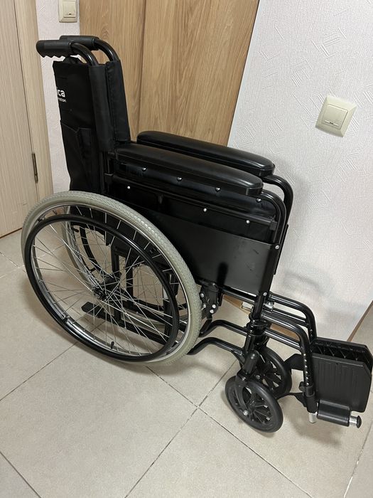Продам инвалидное кресло Ortonica