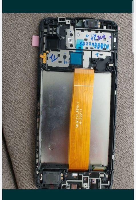 Display Original Samsung M12