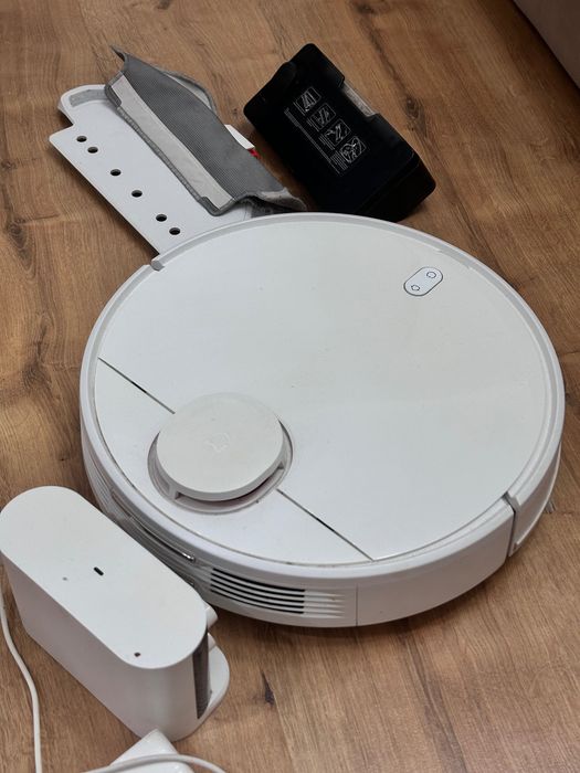 Пылесос Mi Robot Vacuum-Mop P