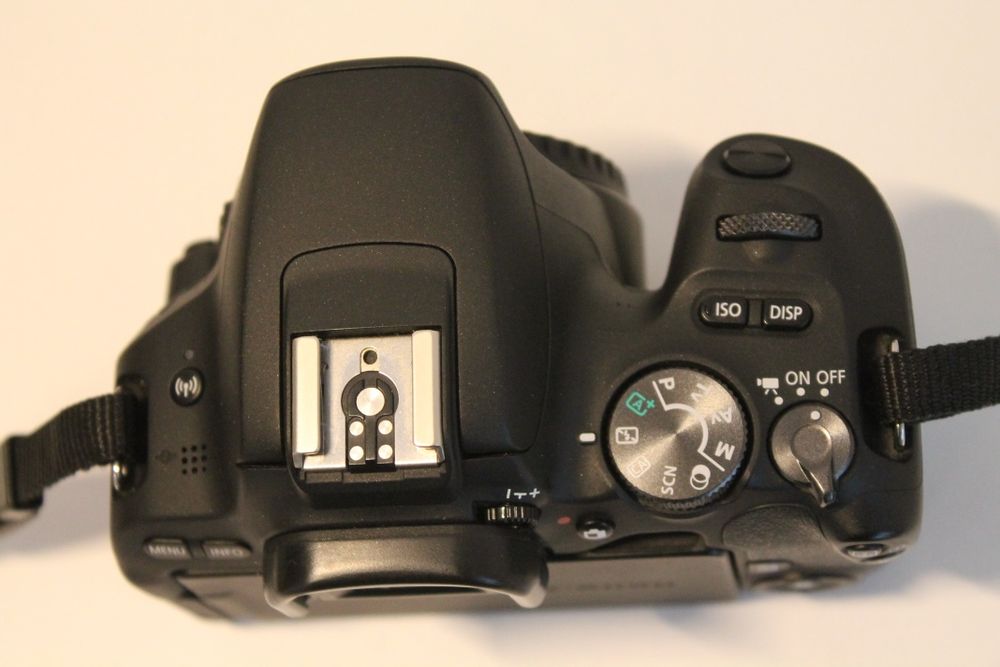 Canon 200 D DSLR 24mpix  + EF-S 18 55 STM