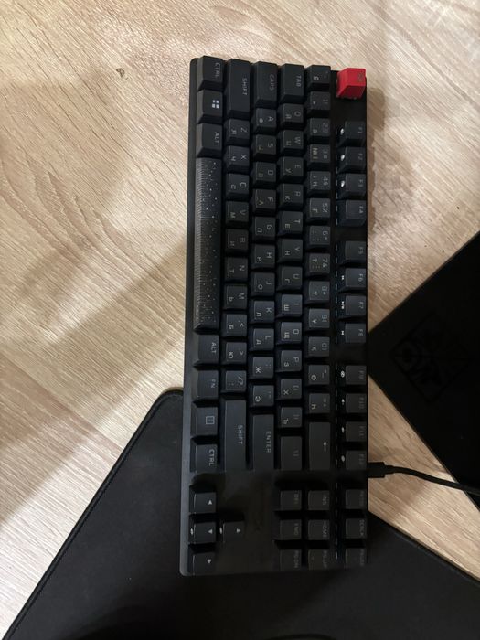 Хорошая клавиатура haiper X