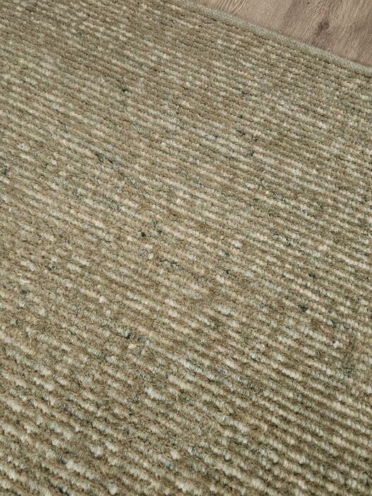 Covor lana verde olive