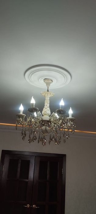 Продаётся две люстры