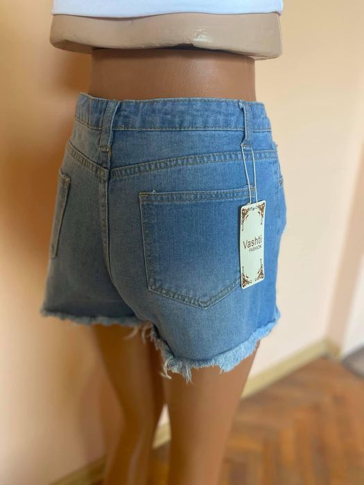 Дамски дънкови къси панталони