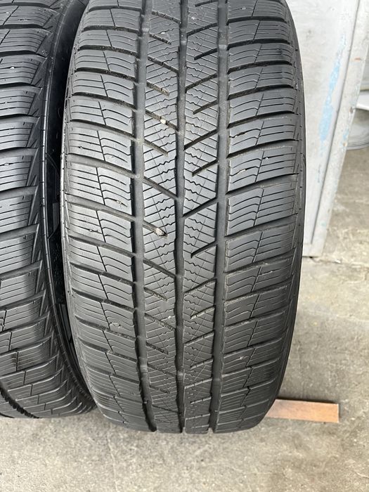 2 бр. зимни гуми  215/50/18 Barum DOT 3022 7+ mm