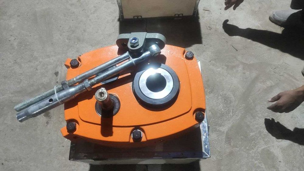 Сетка, редуктор, барабан, охладитель дробилка запчасти в наличии