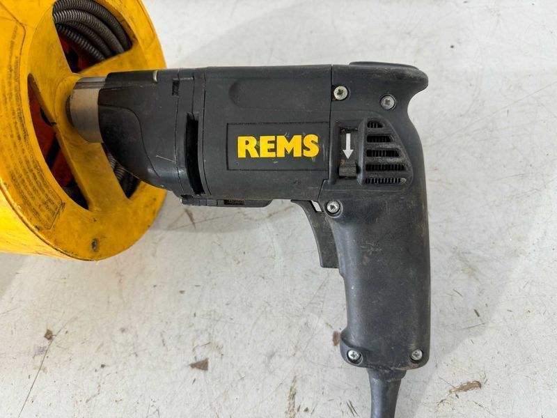 Уред за отпушване на тръби REMS