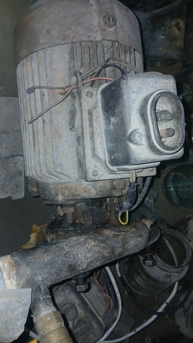 Elektrobvegetl mator сотилади 3 ф   1ф ишлаеди зур сув насос