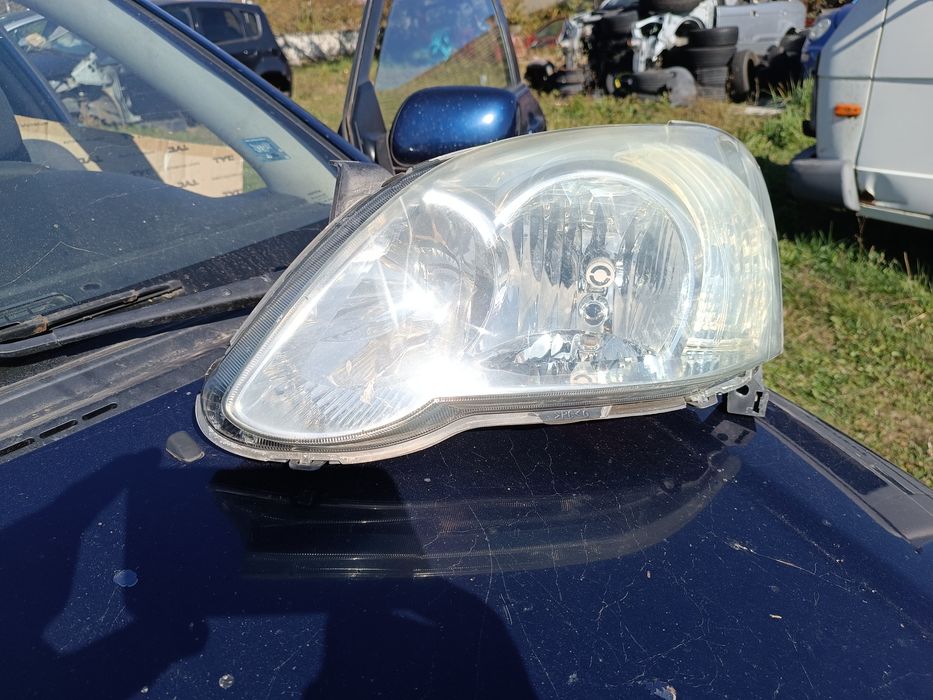 Ляв фар за Тойота Корола 2007 toyota corolla 2007 оригинален