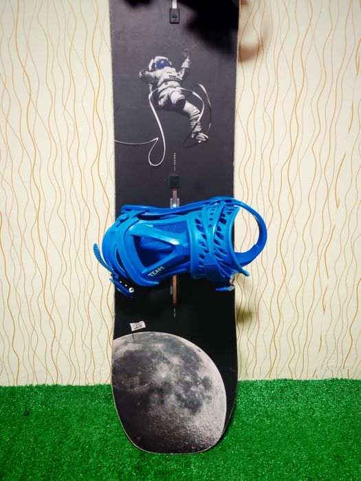 Snowboard Burton Process channel 157cm + Legaturi Elfgen Team M-L Noi