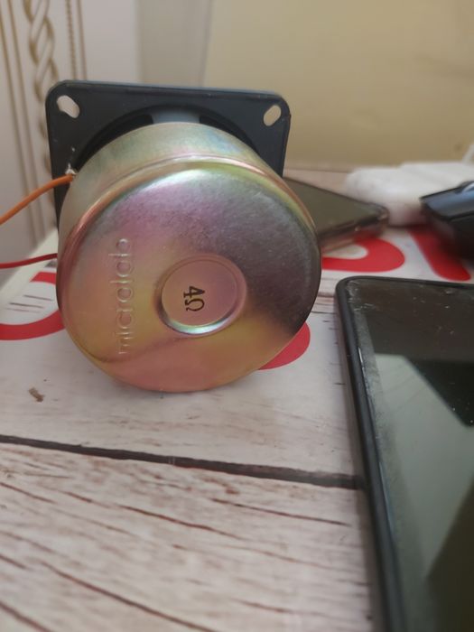 Динамик, калонка