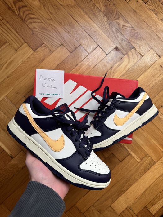 Nike Dunk Low Vanilla Navy