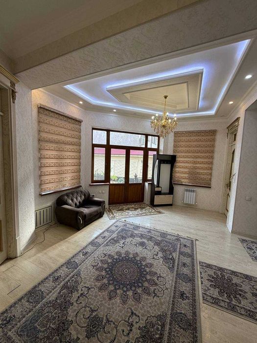 5 sotix, 11 xona, Yangi hayot metro, elitniy mahalla