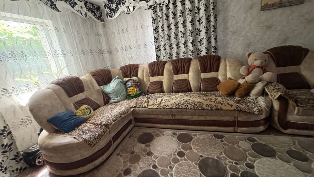 Продам диван с креслом