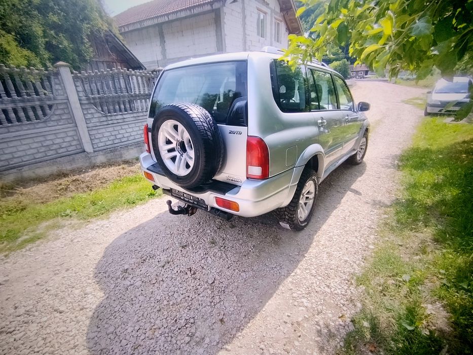Suzuki grand vitara xl7