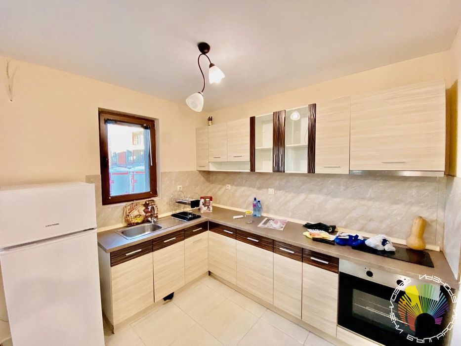 Дава се под наем Тристаен апартамент в Бургас, Сарафово - 120 кв.м за 561 € - Снимка #3